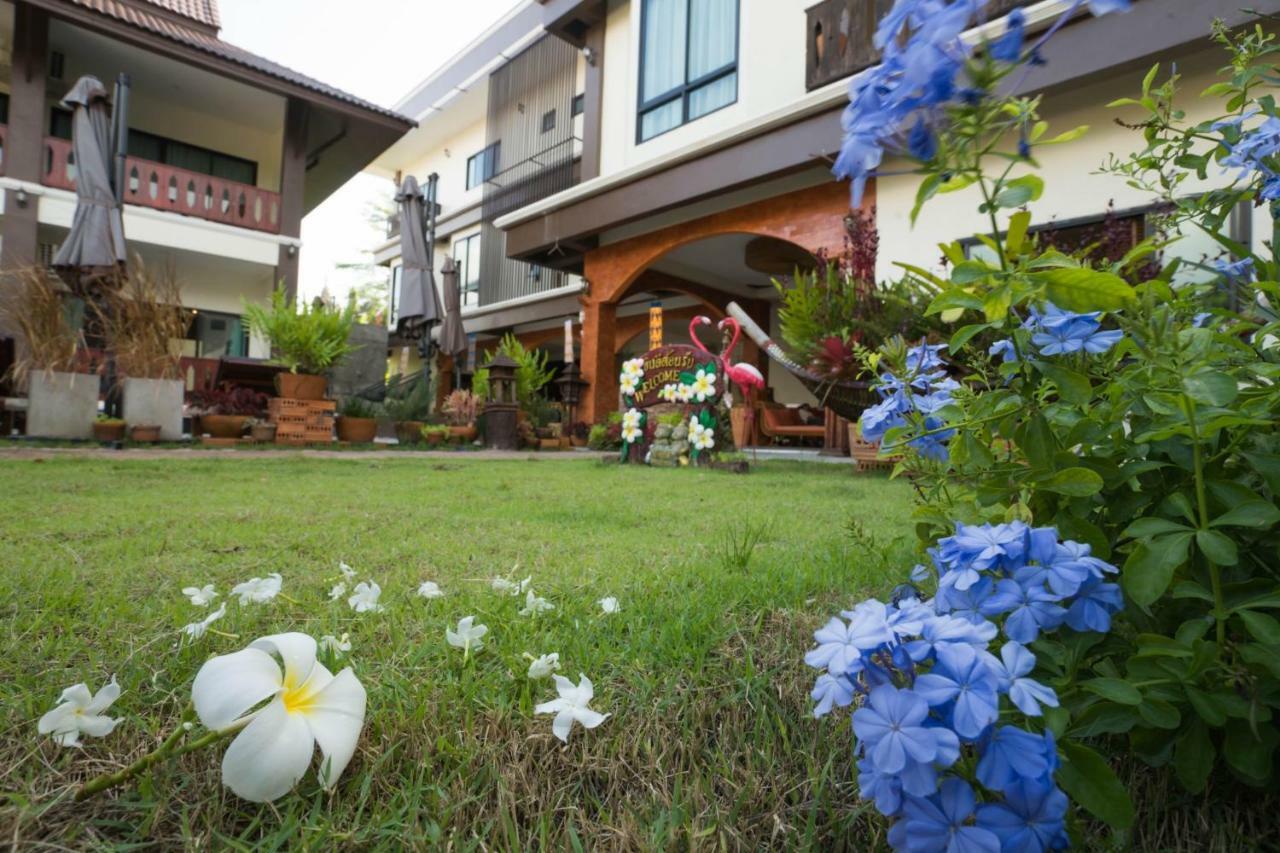 Sriananpura Hotel Chiang Mai Exterior photo
